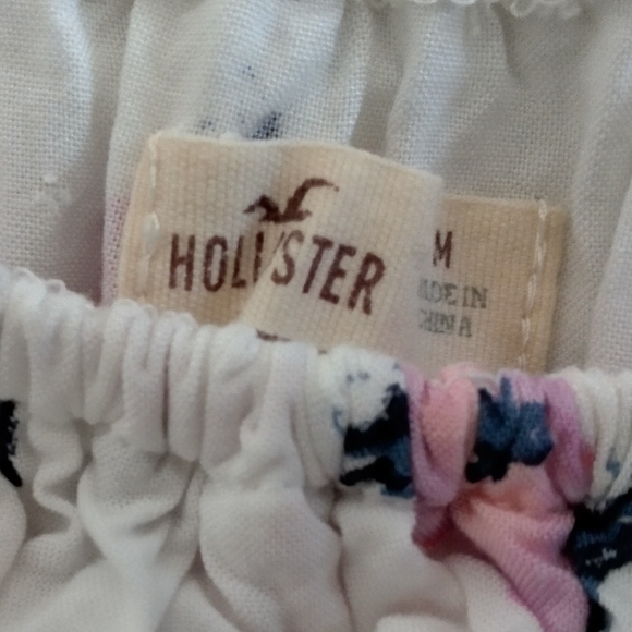 Hollister romper - Picture 3 of 3